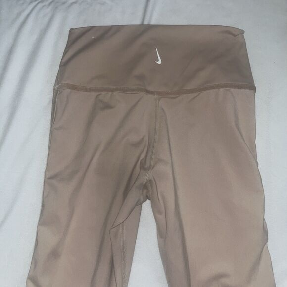 Nike Blush Pink Velour Velvet Trim Dri-Fit 7/8 Workout Leggings Medium - Picture 9 of 10